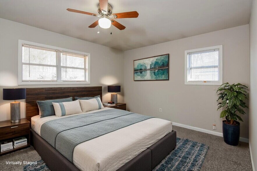 Building Photo - 5734 Amalfi Way