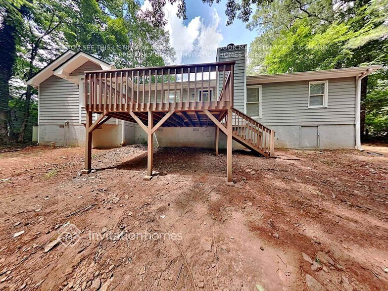 Building Photo - 175 Willow Shoals Dr