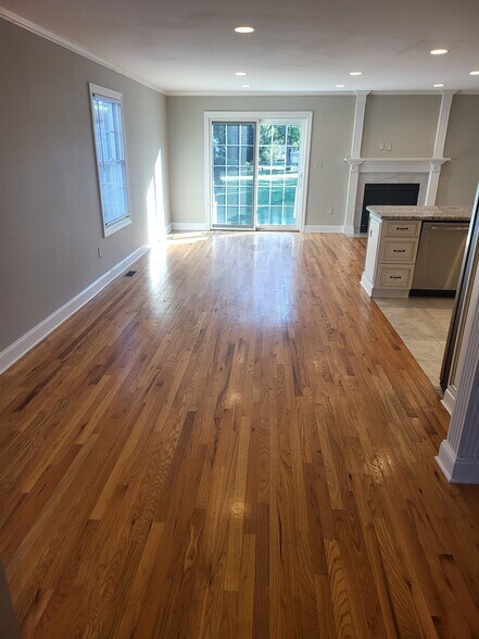 Building Photo - 36 W Hanover Ave