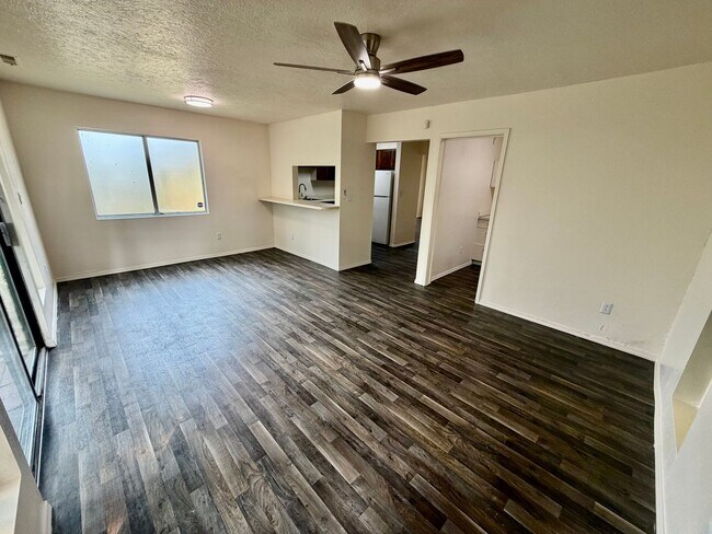Building Photo - Kenton 3BR/2BA Single-Level Home | Private Yard, W/D Included & Off-Street Parking
