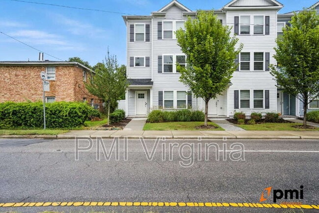 Building Photo - 8520 Chesapeake Blvd