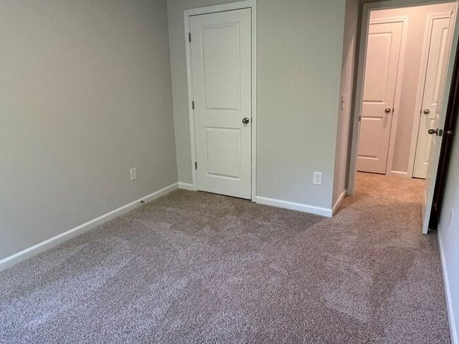 Building Photo - 2130 New Garden Rd