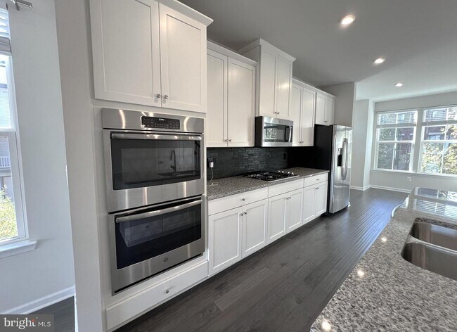Building Photo - 22296 Philanthropic Dr