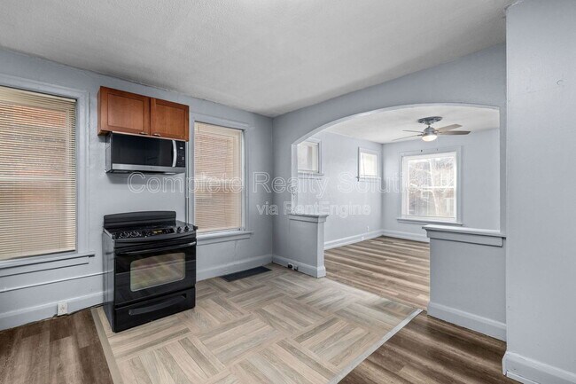 Building Photo - 3530 Oregon Ave