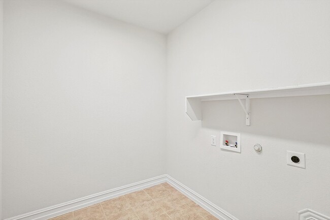 Laundry room - 1329 Millican Ln