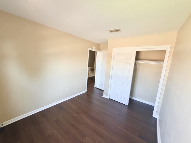 Building Photo - 3937 Seeman Rd