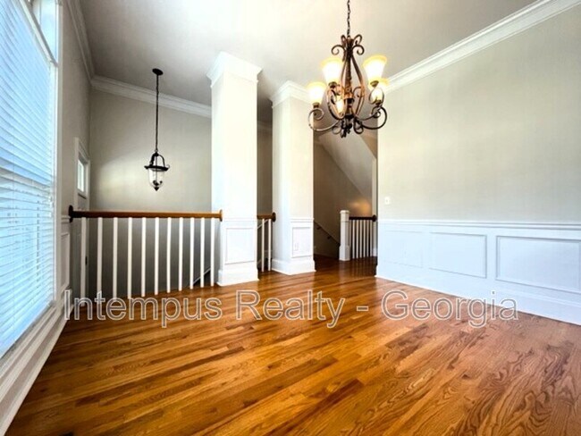 Building Photo - 1688 Mosaic Way