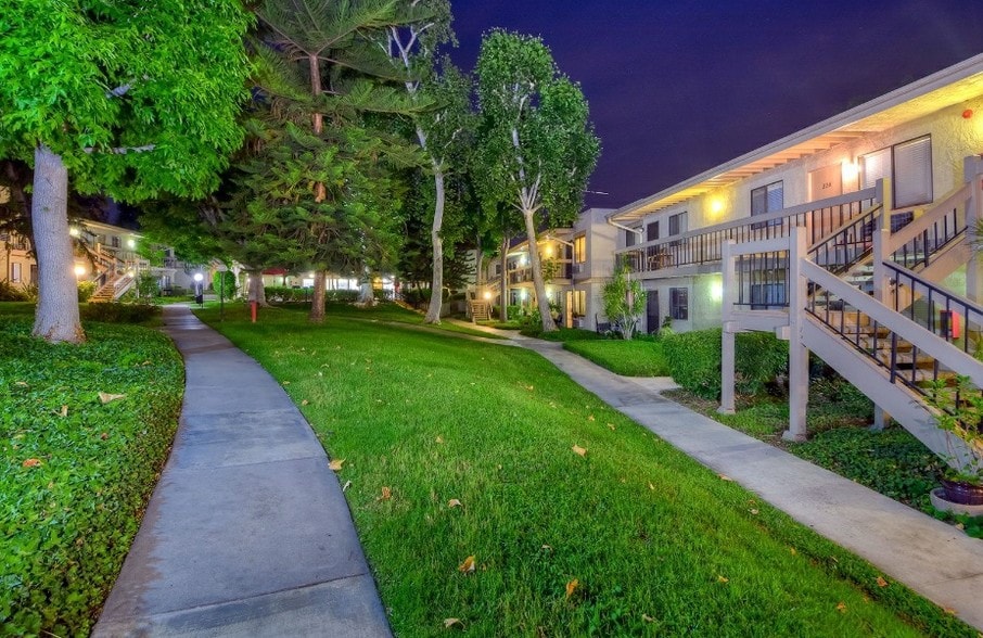 Building Photo - Heritage Plaza Senior Apartments