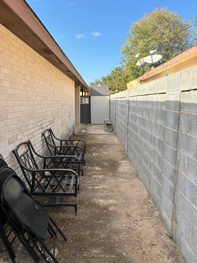 Building Photo - 9532 Canvasback Dr