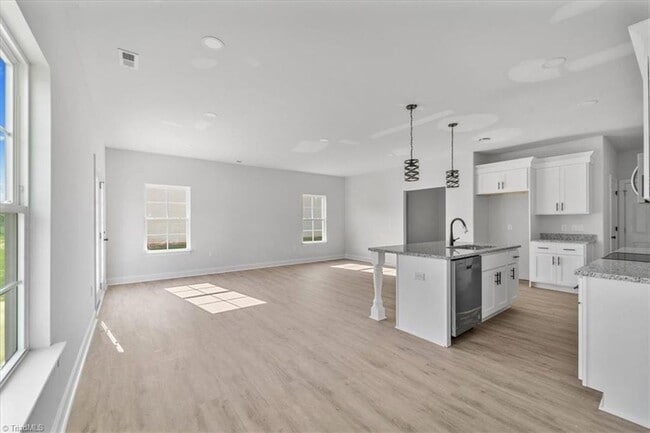 Building Photo - Beautiful New Construction 3 Bed 2.5 Bath For Rent