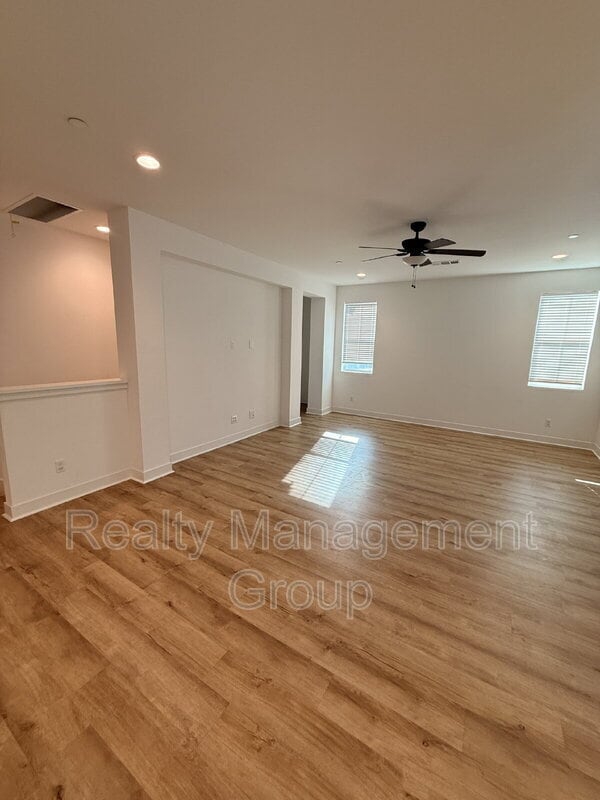 Building Photo - 8711 Aruba Ln