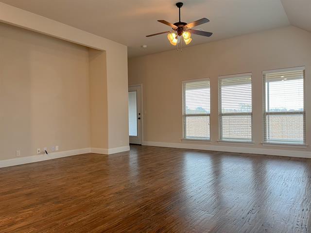 Building Photo - 1205 Roadrunner Dr