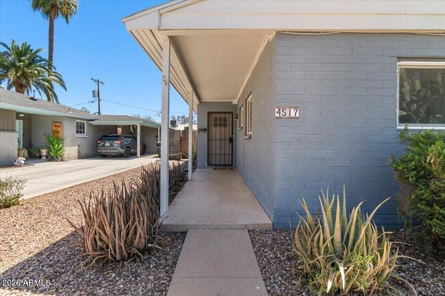 Building Photo - 4517 N 10th Ave