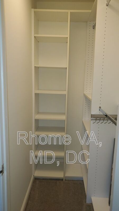 Building Photo - 1129 Huntmaster Terrace NE