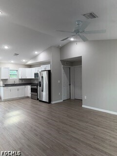 Building Photo - 6054 N Moss Cir