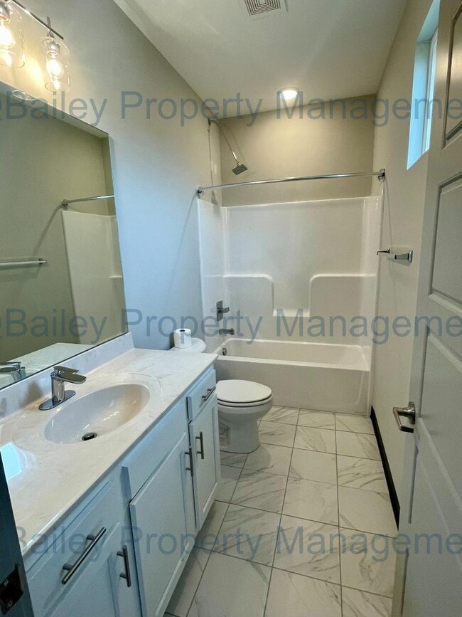 Building Photo - 3814 Jett Ln