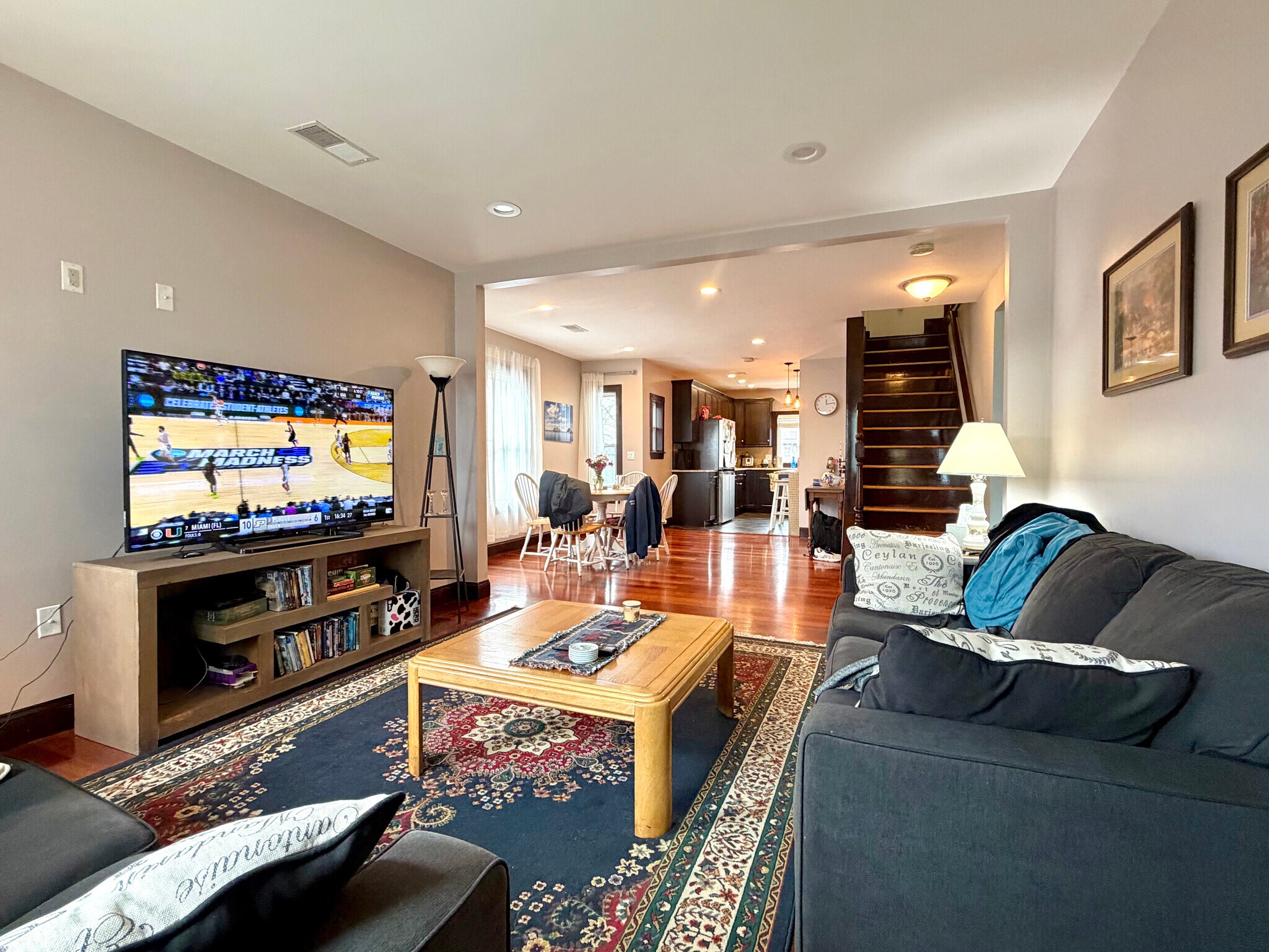 Building Photo - 52 Sheridan Ave