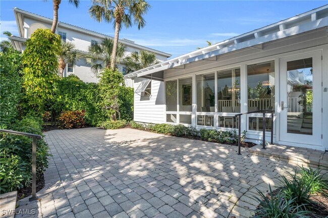 Building Photo - 617 Gulf Shore Blvd N