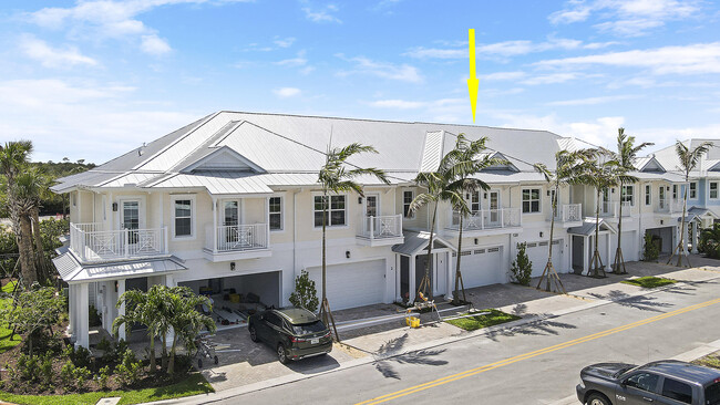 Primary Photo - 120 Water Pointe Pl