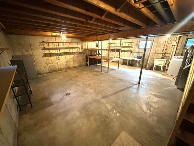 Building Photo - 1246 California Ave