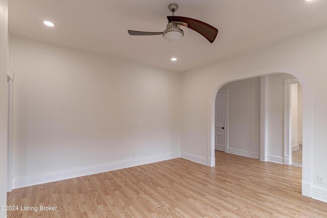 Building Photo - 1804 Frankfort Ave