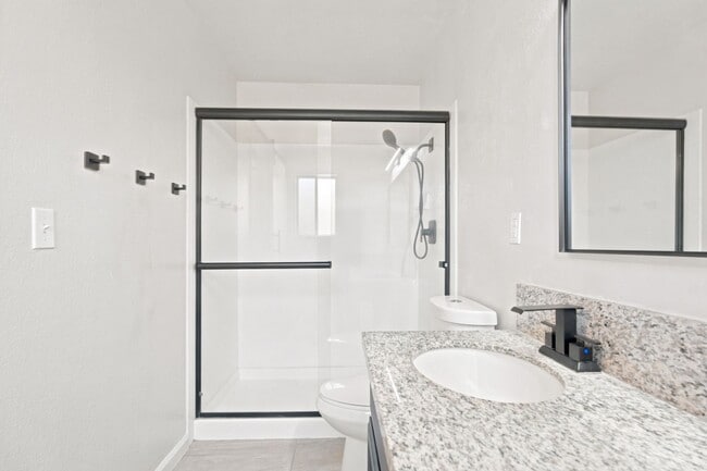 Building Photo - 8034 Fairlands Way