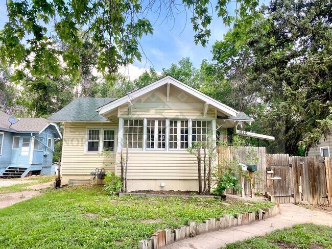 Primary Photo - 1940 7th Ave