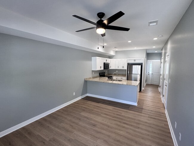 Building Photo - 1617 KY-1247