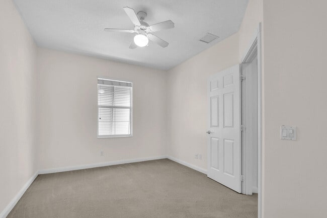 Building Photo - 3183 E Community Dr