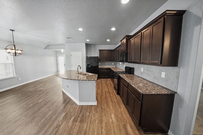 Building Photo - Modern 4-Bed Home with Open Layout in New Braunfels - Realtor Commission: $500
