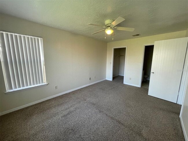 Building Photo - 2550 N Alafaya Trail