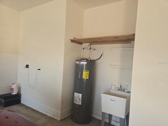 Building Photo - 17841 Gulf Rnch Pl