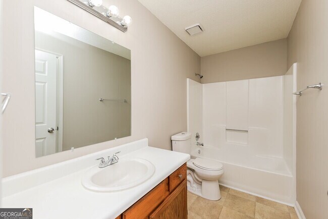 Building Photo - 3517 Ten Oaks Cir