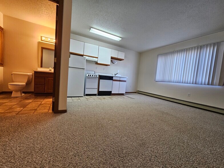 Building Photo - 4330 10th Ave S. Fargo ND