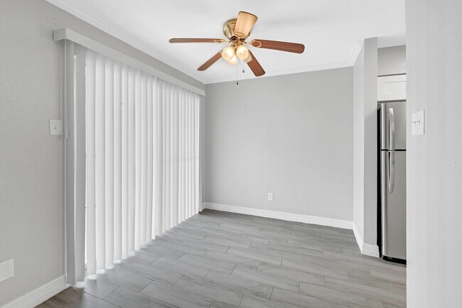 Building Photo - 18519 Egret Bay Blvd