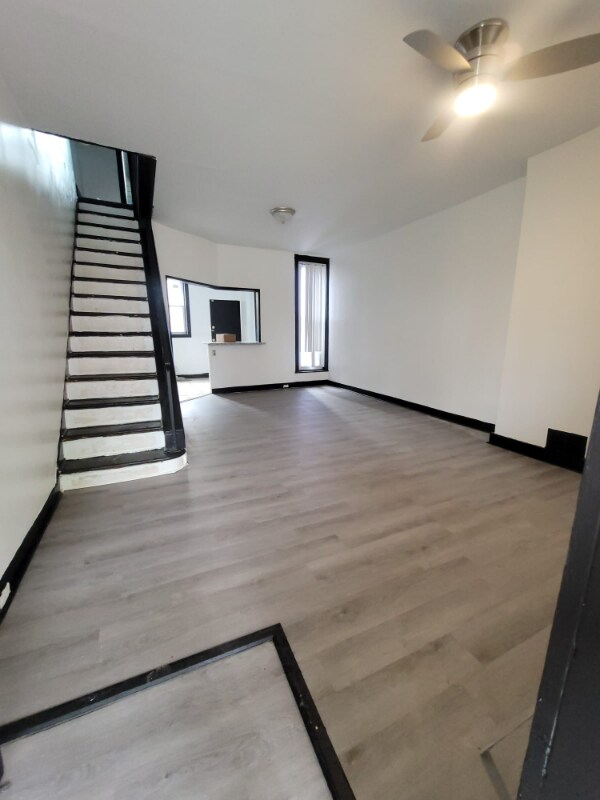 Building Photo - 1246 S Peach St