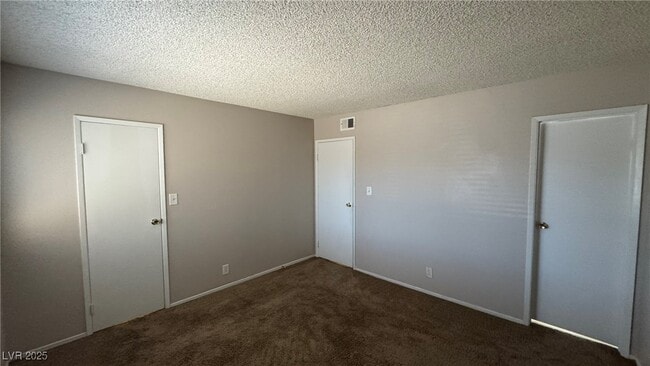 Building Photo - 4745 E Lana Dr