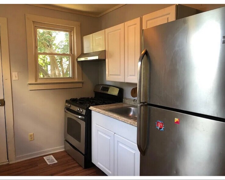 Primary Photo - 0 W 2nd St