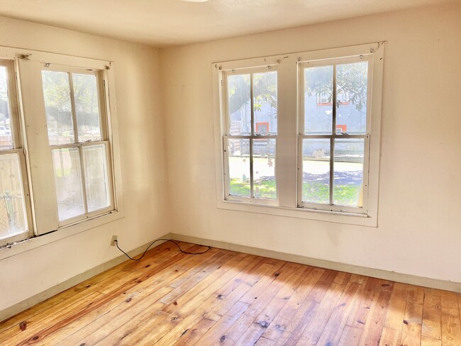 Building Photo - 4488 Lemonwood Dr