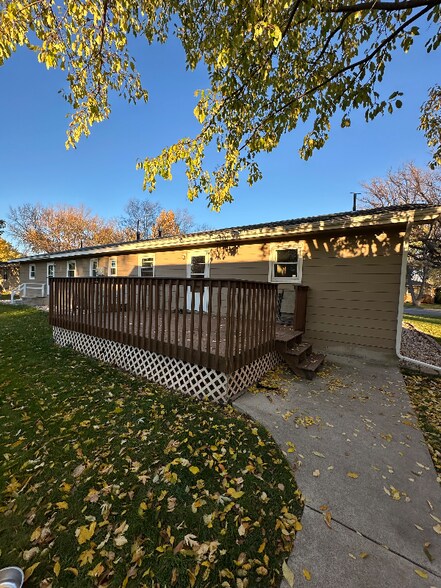 Building Photo - 1115-1115 Duluth Ave N