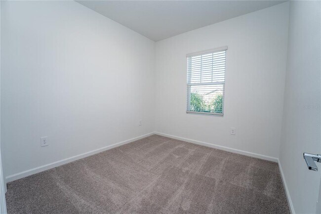 Building Photo - 7029 Rosy Sky Ave