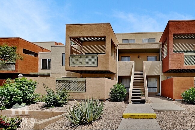 Building Photo - 3500 Hayden Rd