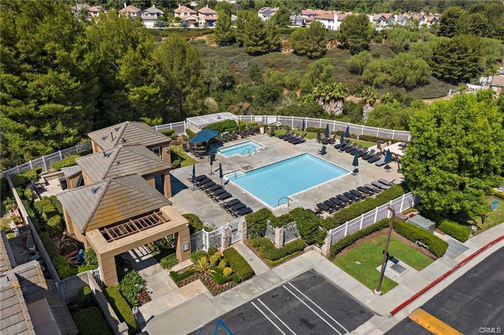 Building Photo - 922 S Country Glen Way