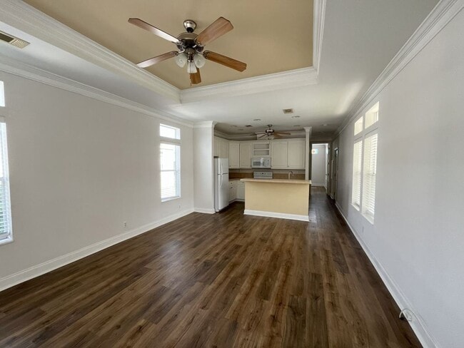 Building Photo - 138 Forest Dr