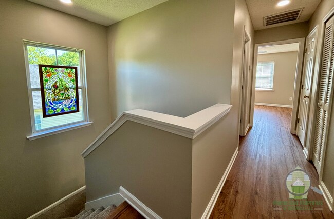 Building Photo - 229 Neal Ct