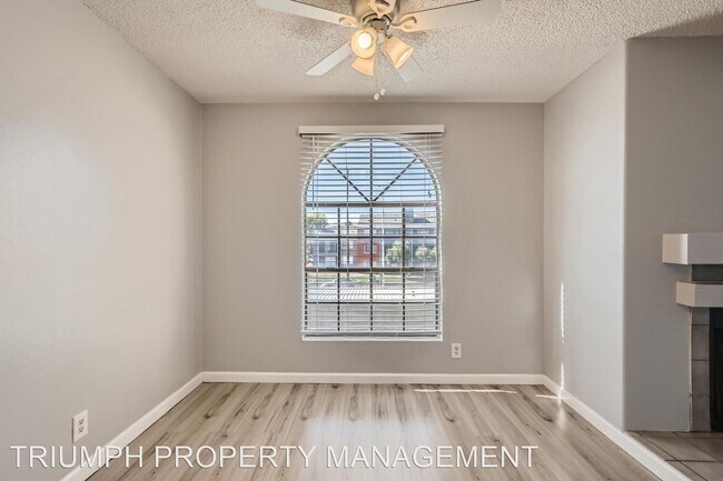 Building Photo - 2 br, 2 bath House - 2977 Juniper Hills Bl...