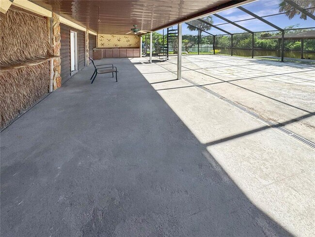 Building Photo - 9903 Bay Dr