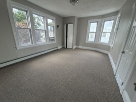 Building Photo - 69 E John St