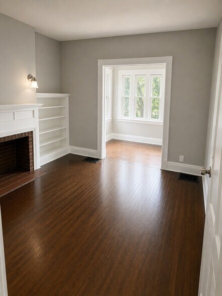 Building Photo - 3857 W 37 St