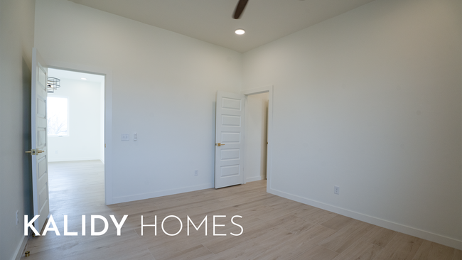 Building Photo - 605 N Idaho Ave